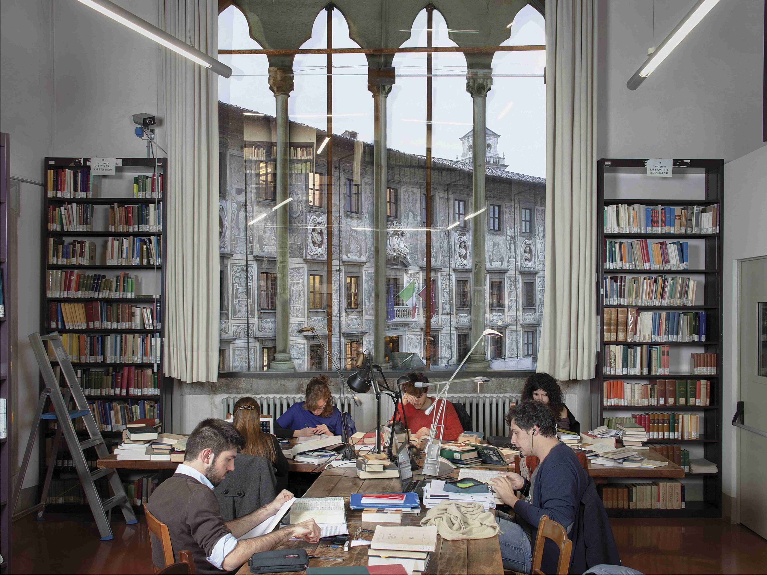 Trasferito alla Biblioteca della Scuola Normale di Pisa il Fondo librario Colette Bozzo Dufour, donato da Fondazione Edoardo Garrone e catalogato da CAeB